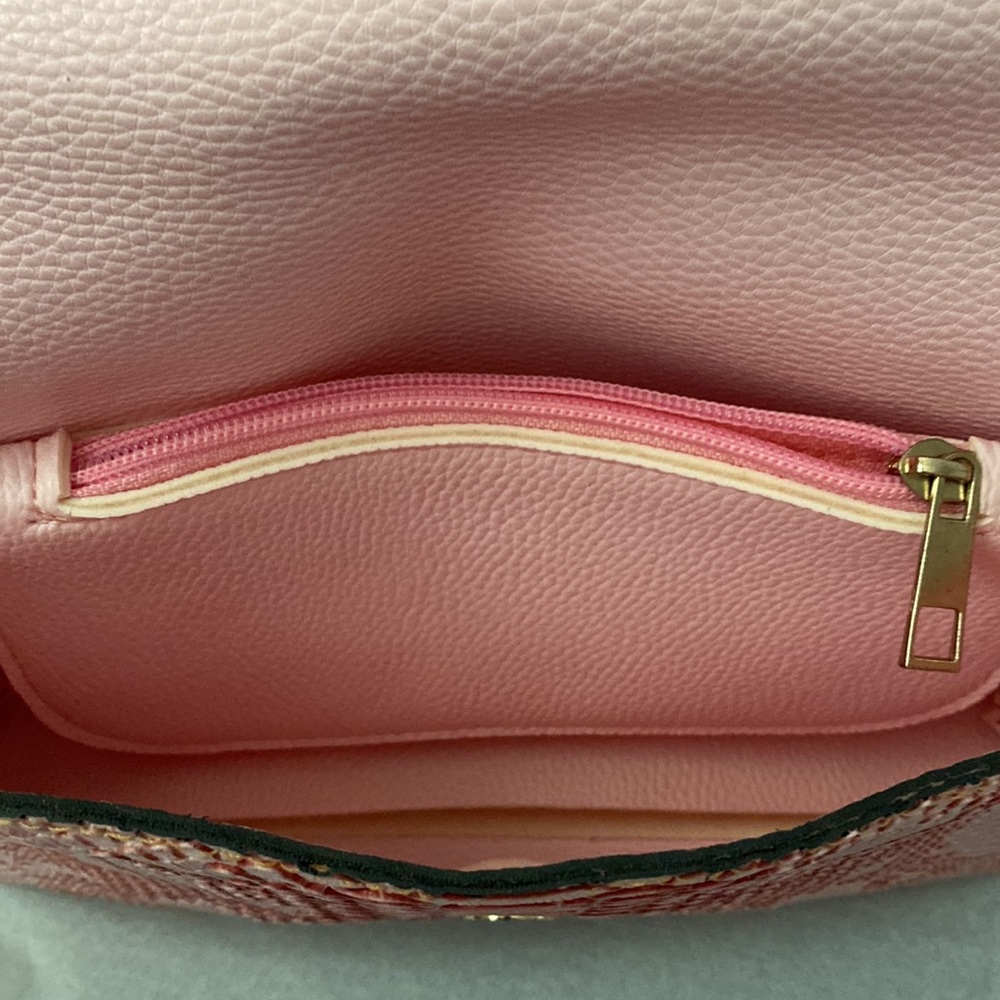 Pink Bag - Picture 2 of 4